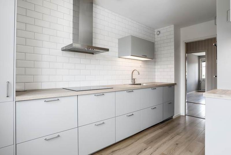 Oscar Berg, Östra Långgatan 15B, Köping  hitta.se