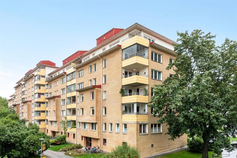 Julia Thaning, Regnstigen 5, Solna hitta.se
